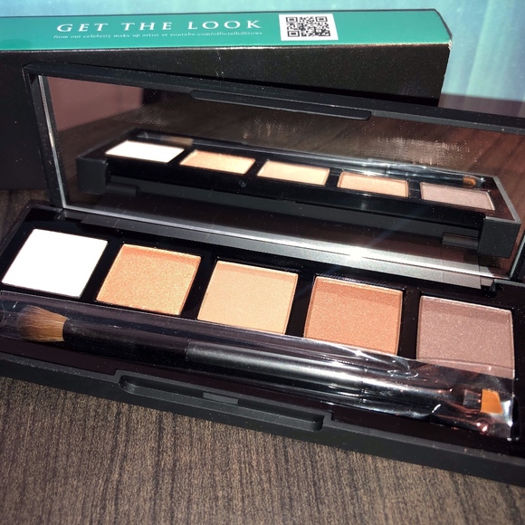 HD Brows Make Up High Definition Eyeshadows Palett - Picture 1 of 4